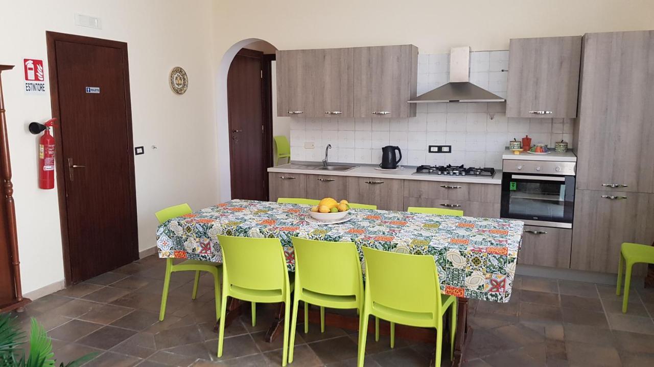 Casa Vacanze Villa Tropia Camastra Екстер'єр фото