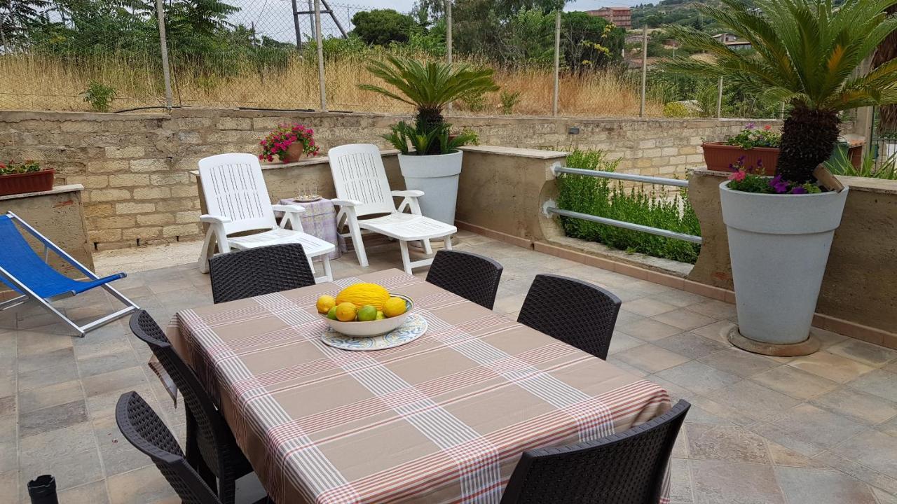 Casa Vacanze Villa Tropia Camastra Екстер'єр фото