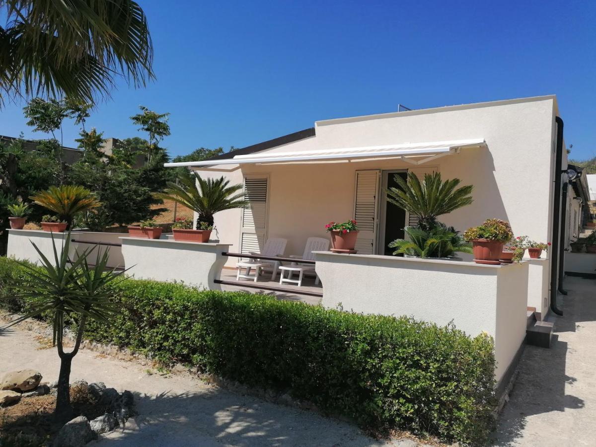 Casa Vacanze Villa Tropia Camastra Екстер'єр фото